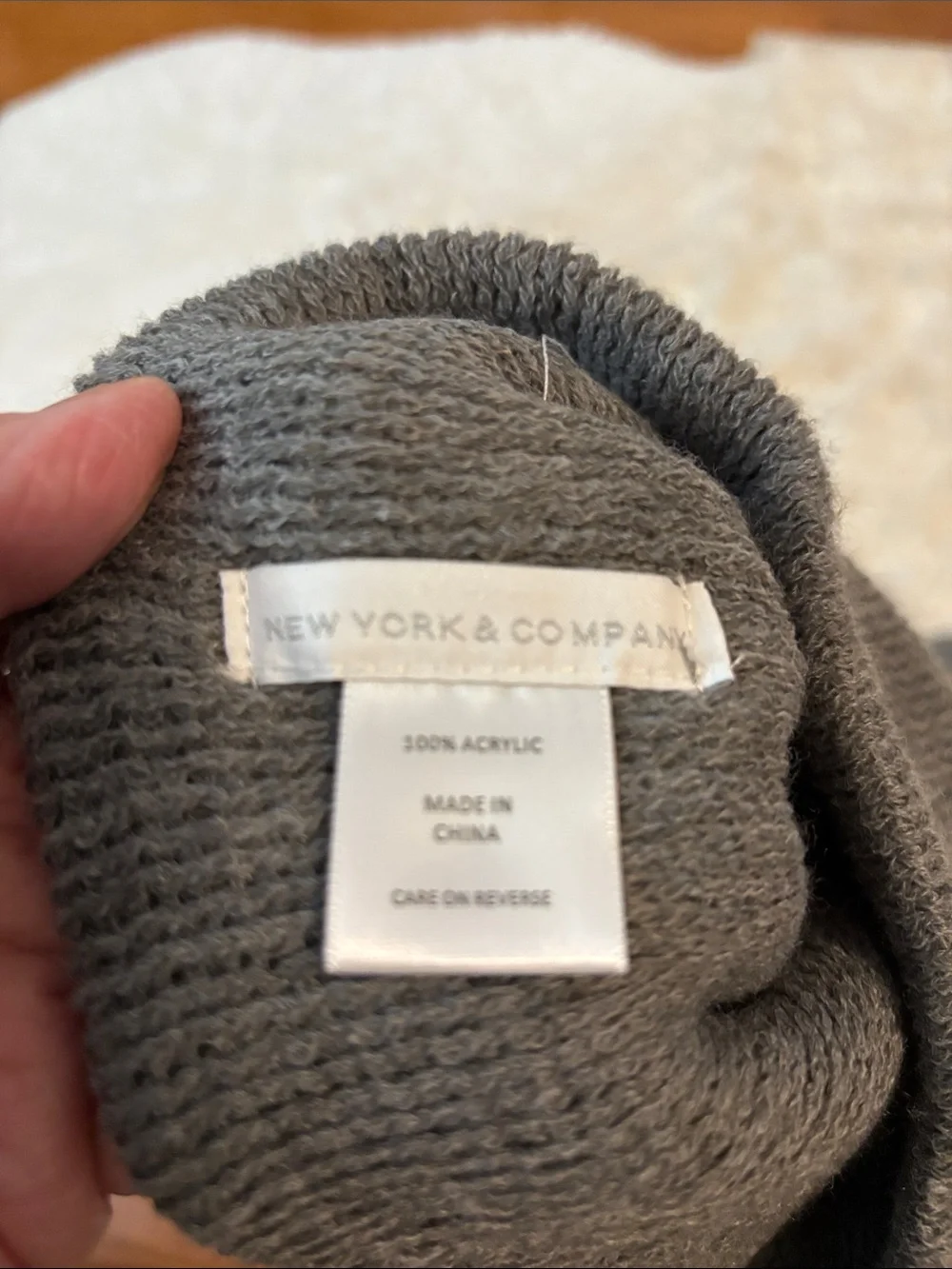 New York & Company Gray Knit Beanie, Gloves & Scarf Gift Set